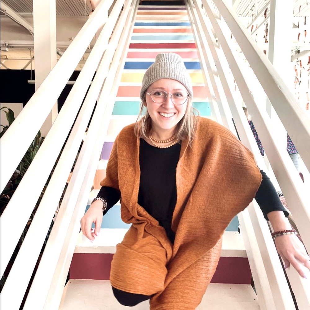 Meet your Posher, Amanda